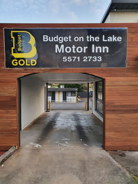 Budget On The Lake - Kingaroy Accommodation 1