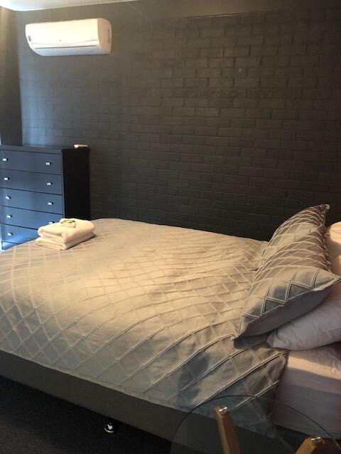 Bull 'n' Bush Hotel Motel - Kingaroy Accommodation 1