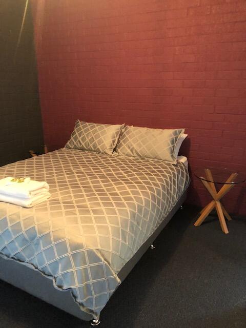 Bull 'n' Bush Hotel Motel - Kingaroy Accommodation 2