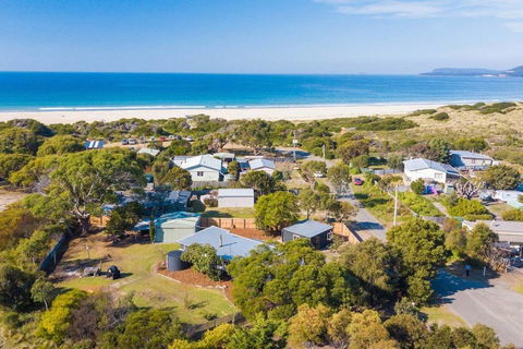 BUNGALOW BEAUTY - Hosted By: L'Abode Accommodation - Kingaroy Accommodation 2