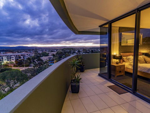 Burleigh Beach 2 Bedroom Apartment - Kingaroy Accommodation 2