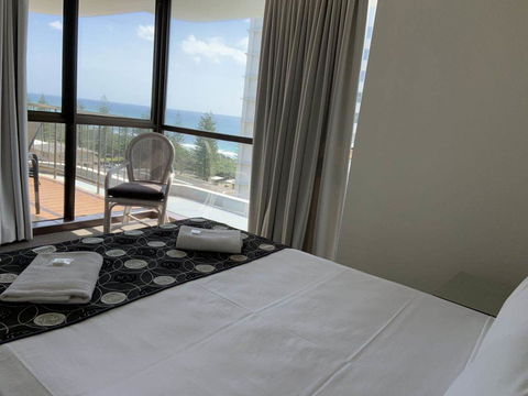 Burleigh Gardens North Hi-Rise Holiday Apartments - Kingaroy Accommodation 1
