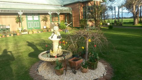 Butterfly Farm Bed And Breakfast Nirranda - Kingaroy Accommodation 2