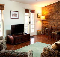 Byronsvale Vineyard and Accommodation - Kingaroy Accommodation