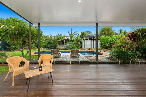CABARITA BEACH HOUSE 53 - Kingaroy Accommodation 0