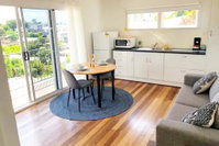 Cabin in the Sky Glorious Views to Magnetic Island