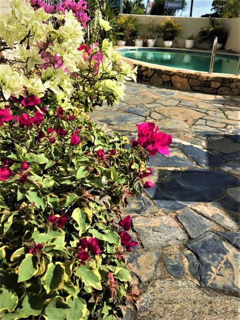 Cairns Motor Inn - Kingaroy Accommodation 3