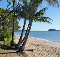 Cairns Northern Beaches Holiday Retreat - Kingaroy Accommodation