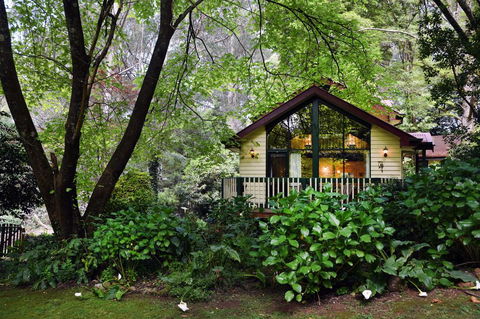 Cambridge Cottages - Kingaroy Accommodation 0