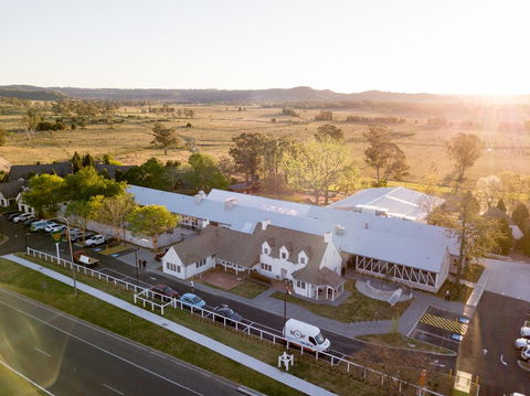 Camden Valley Inn - Kingaroy Accommodation 0