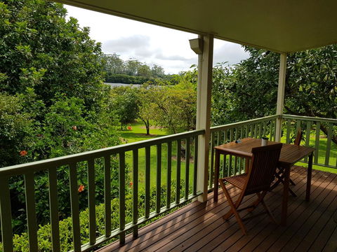 Camelot Cottages - Kingaroy Accommodation 1