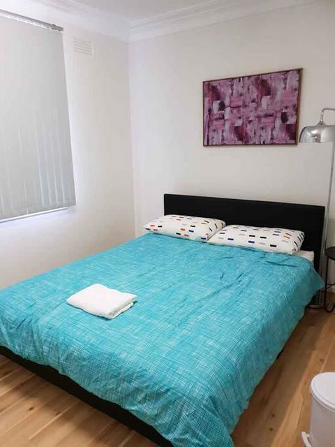 CAMPBELLTOWN HOLIDAY HOME 3 BED + FREE PARKING NCA039 - Kingaroy Accommodation 3