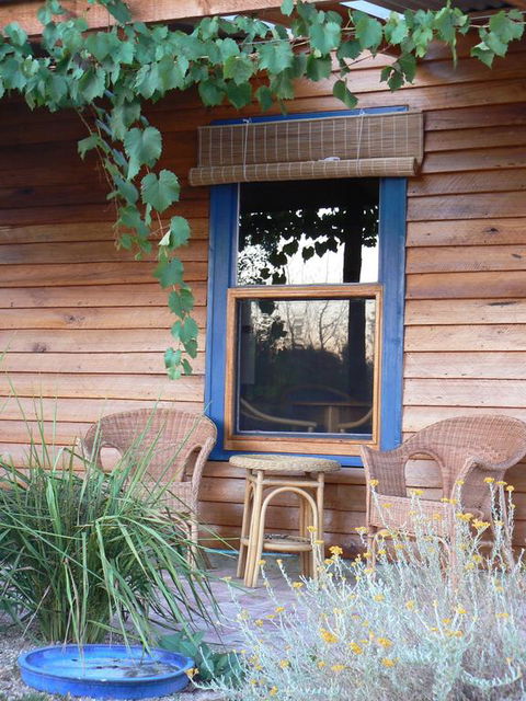 Candlebark Retreat - Kingaroy Accommodation 2