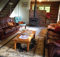 Canobolas Mountain Cabins - Kingaroy Accommodation