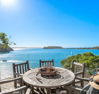 Cape Mackerel Cabin with Magic Palm Beach  Pittwater Views - Kingaroy Accommodation