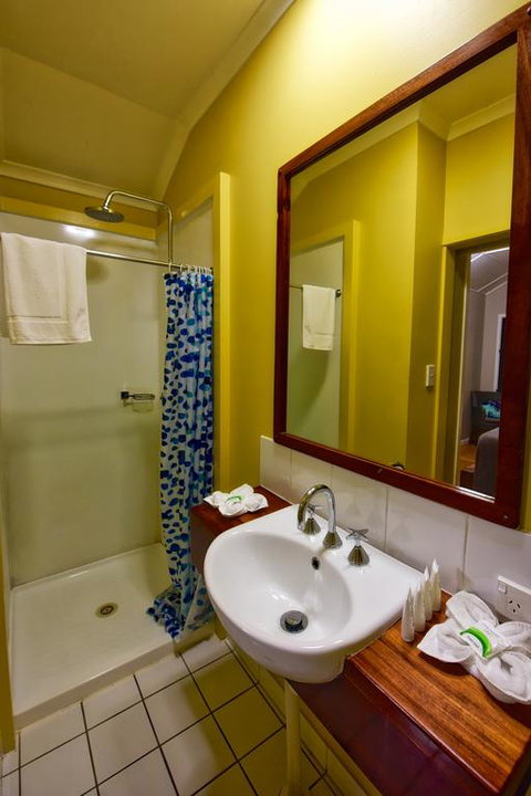 Cape Trib Beach House - Kingaroy Accommodation 3