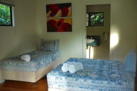 Cape Trib Farm - Kingaroy Accommodation 0