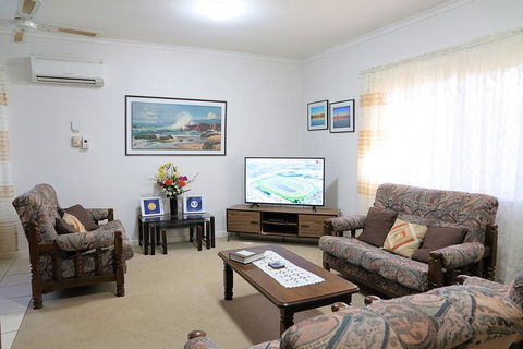 Capon Cottage - Kingaroy Accommodation 1