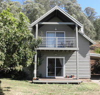 Captain Moonlight Cottage - Kingaroy Accommodation