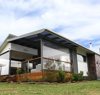 Captain's Cottage - Kingaroy Accommodation