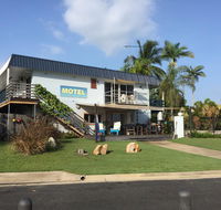 Cardwell Beachfront Motel - Kingaroy Accommodation
