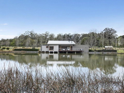 Casa Sul Lago - Quite Simply A Very Special Place - Kingaroy Accommodation 0