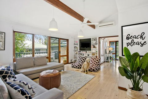 CASTAWAY - Kingaroy Accommodation 0