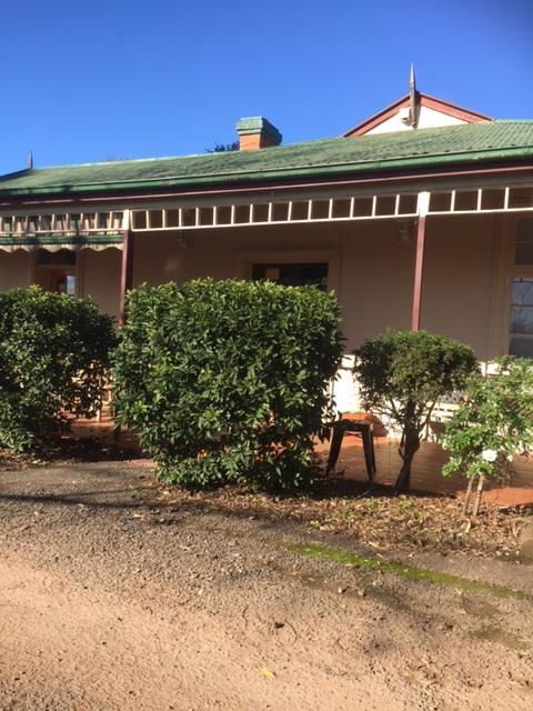 Catania Cottage & Farmhouse - Kingaroy Accommodation 0