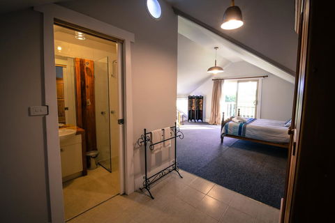 Catherine Normane Holiday House - Kingaroy Accommodation 2