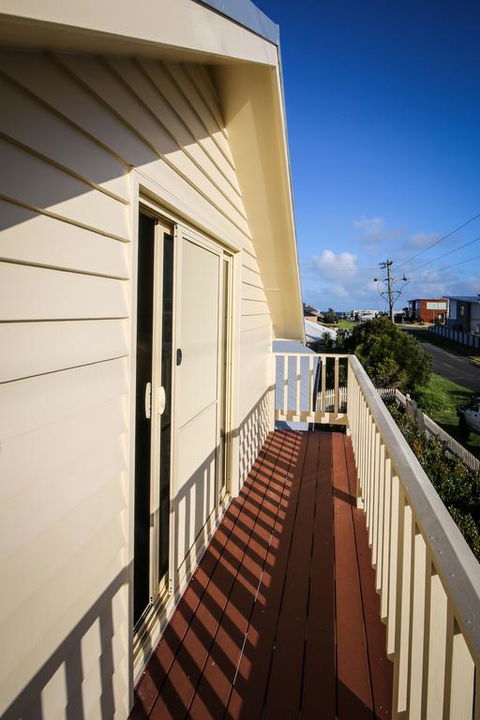 Catherine Normane Holiday House - Kingaroy Accommodation 3