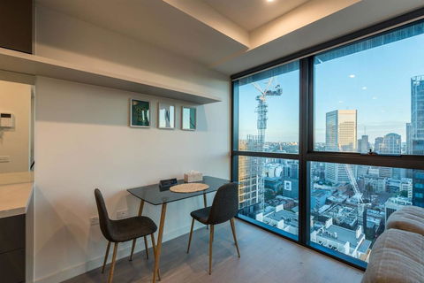 CBD Lovely 1 Bedroom Apt City View@La Trobe Tower - Kingaroy Accommodation 2