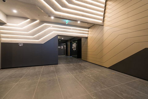 Central 2 Bedroom Deluxe Apartment@La Trobe Tower - Kingaroy Accommodation 1