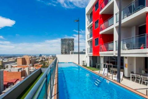 CENTRAL CBD EXEC STUNNING VIEW WIFI NETFLIX WINE - Kingaroy Accommodation 0