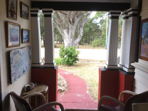 Character 1940s Property - Kingaroy Accommodation 3