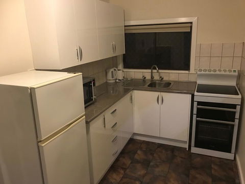 Charles Rasp Motor Inn & Cottages - Kingaroy Accommodation 1