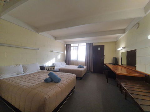 Charles Sturt Motor Inn - Kingaroy Accommodation 1