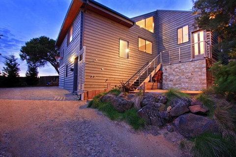 Charltom Hills - Kingaroy Accommodation 2