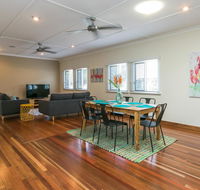Charming Home By The Sea - Kingaroy Accommodation
