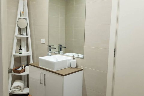 CHELSEA Family Home Close To Beach & Shops - Kingaroy Accommodation 1