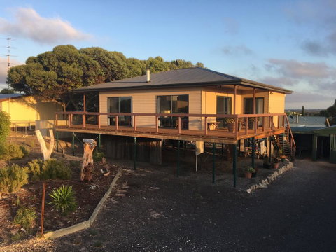 Chill N Sea Coastal Retreat - Kingaroy Accommodation 0