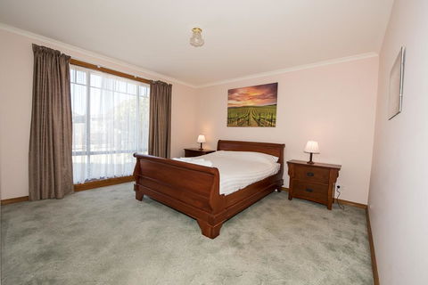 Chillax - Kingaroy Accommodation 2
