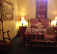Church House BB Gundagai - Kingaroy Accommodation