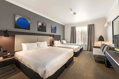 CKS Sydney Airport Hotel (formerly Quality Hotel) - Kingaroy Accommodation 1