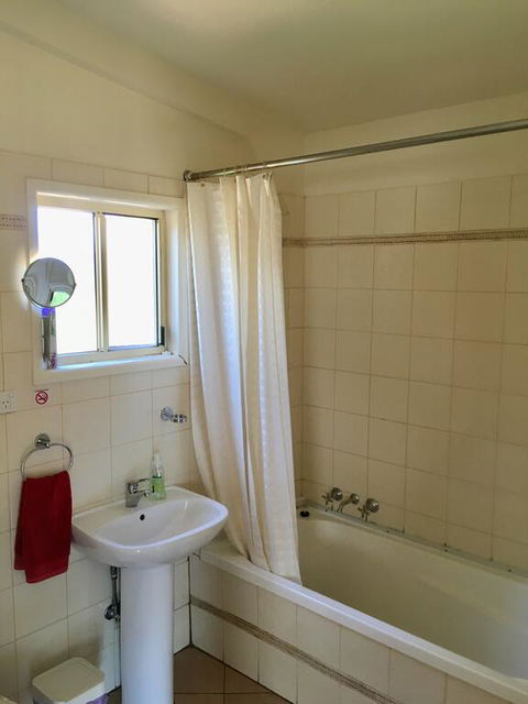 Clandulla Cottages & Farmstay - Kingaroy Accommodation 3