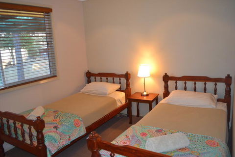Clandulla Cottages & Farmstay - Kingaroy Accommodation 2