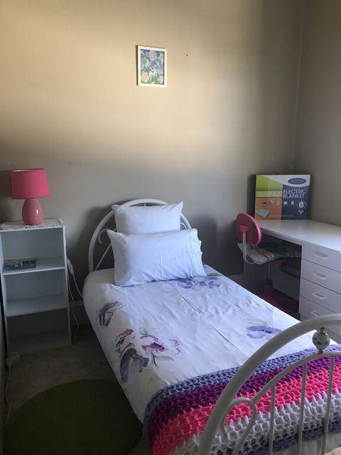 Classic Old Style House - Kingaroy Accommodation 3