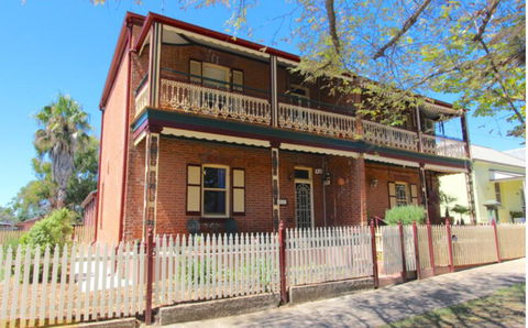 Classic Old Style House - Kingaroy Accommodation 0