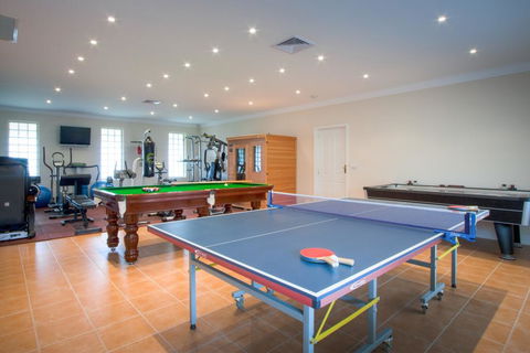 Cleggett Estate - Kingaroy Accommodation 3