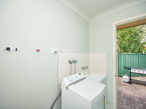 Close To Tea Gardens Waterfront - Kingaroy Accommodation 2