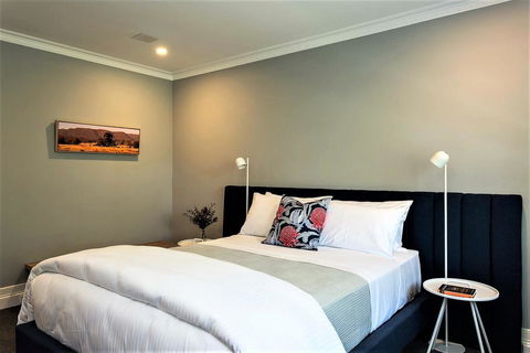 Closeburn House - Kingaroy Accommodation 2